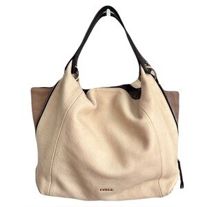 Furla ‘Elizabeth’ Tonal Ivory Leather Hobo Expandable Bag